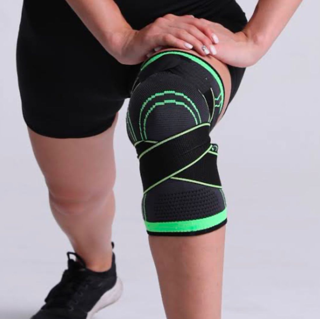 Adjustable Knee Support Brace – Compression Sleeved Patella Stabilizer for Sports & Rehab